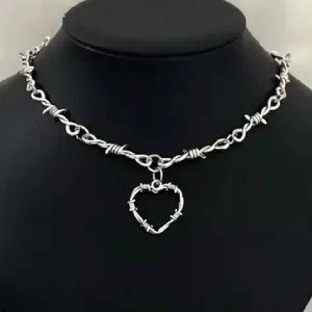 Heart Choker Necklace Women Hip-hop Necklace 20